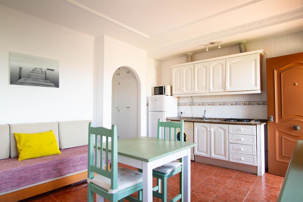 Apartamentos Turisticos Trajano Bolonia Eksteriør bilde