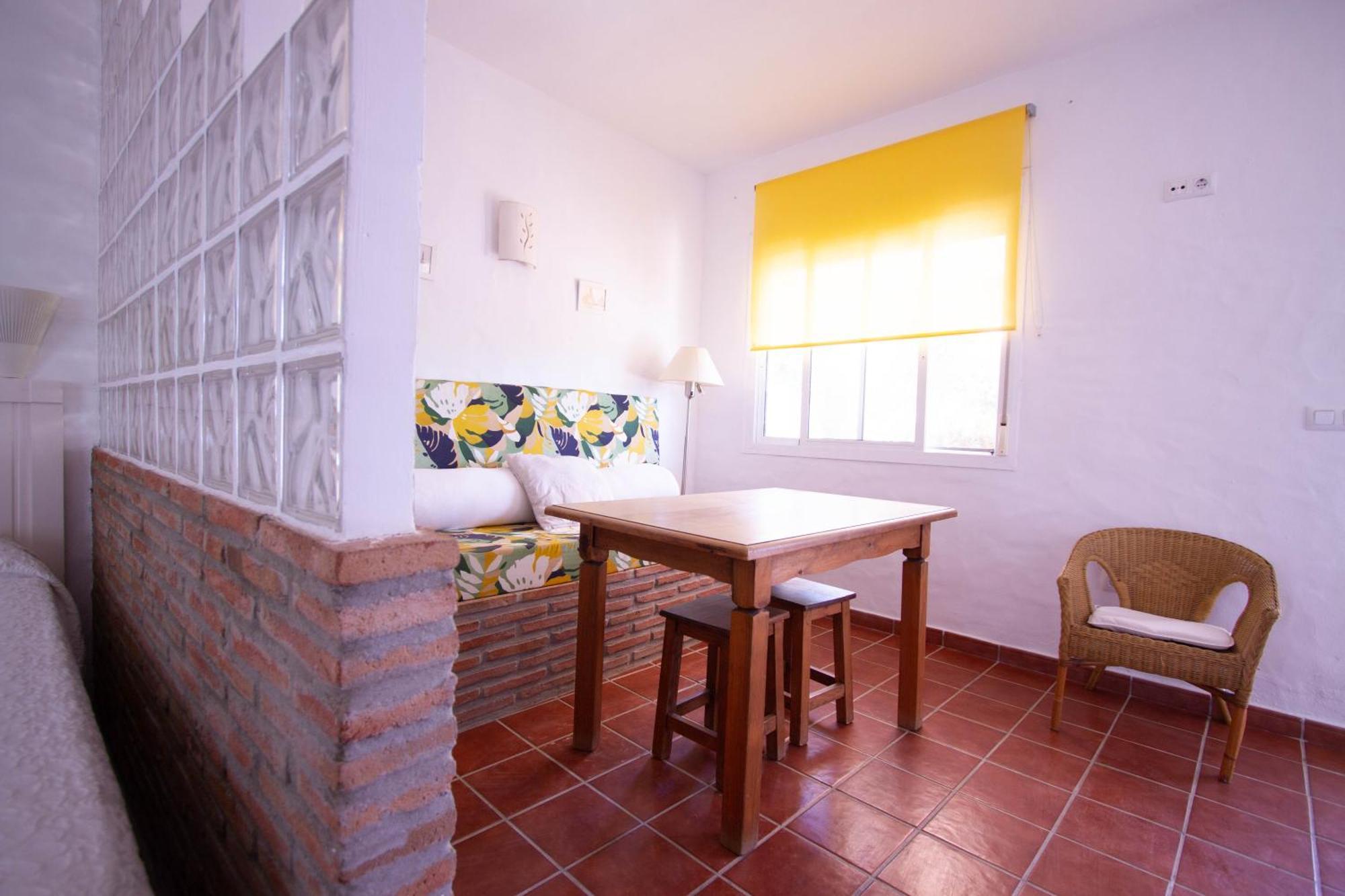 Apartamentos Turisticos Trajano Bolonia Eksteriør bilde