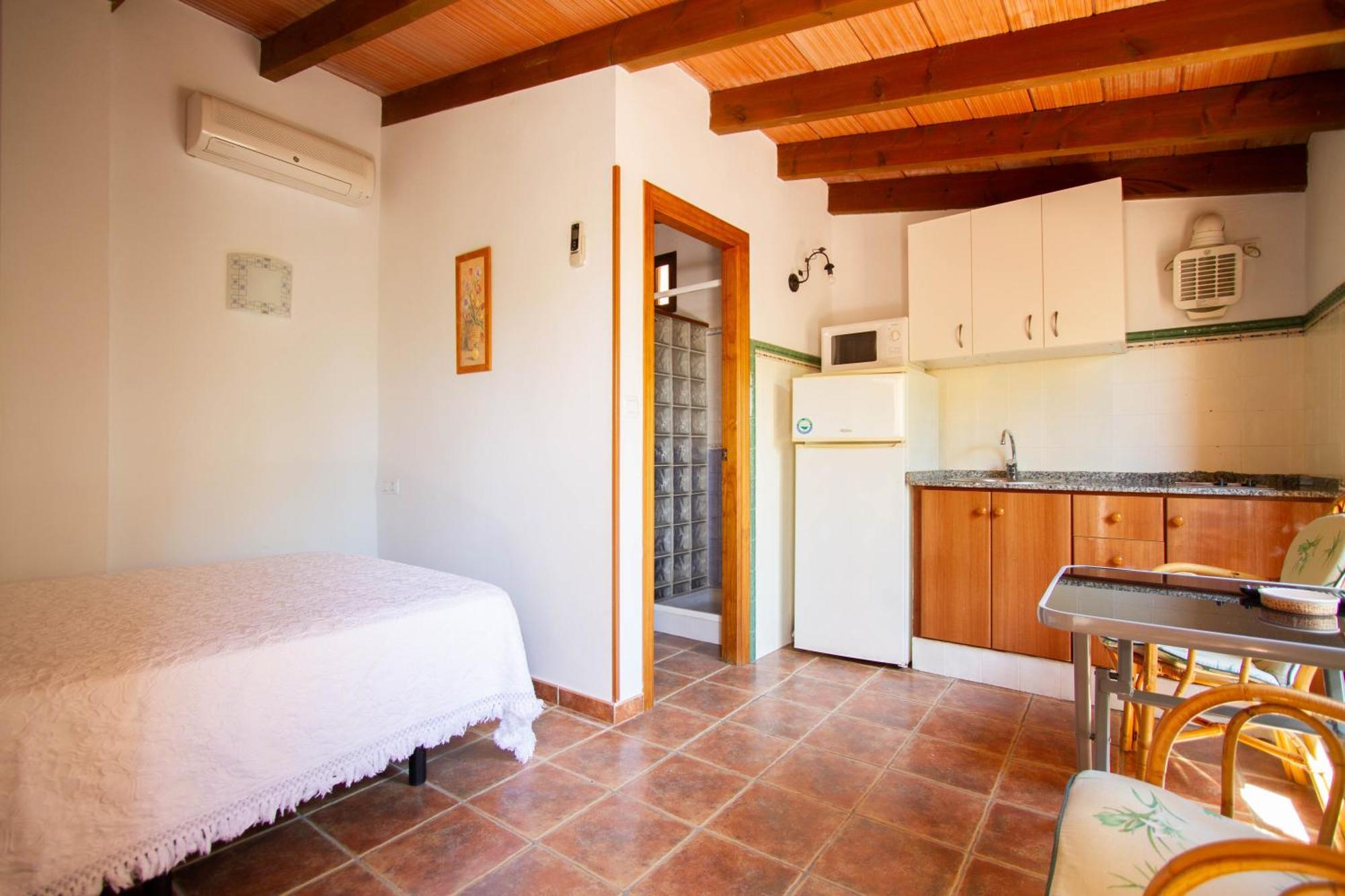 Apartamentos Turisticos Trajano Bolonia Eksteriør bilde