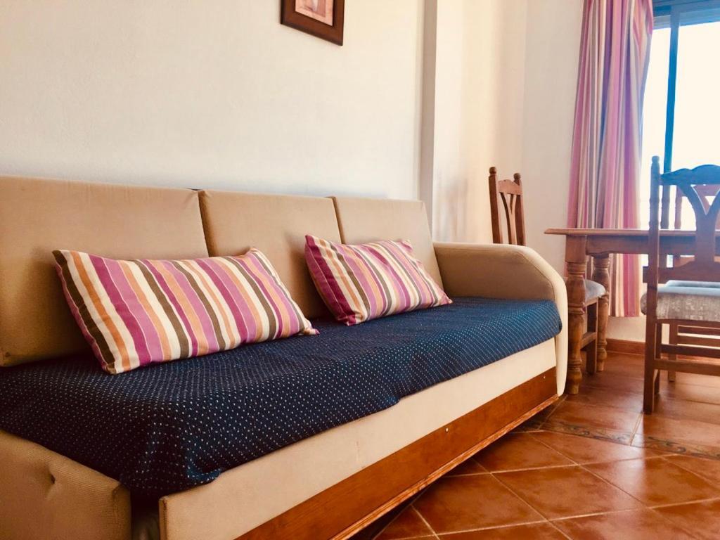 Apartamentos Turisticos Trajano Bolonia Eksteriør bilde