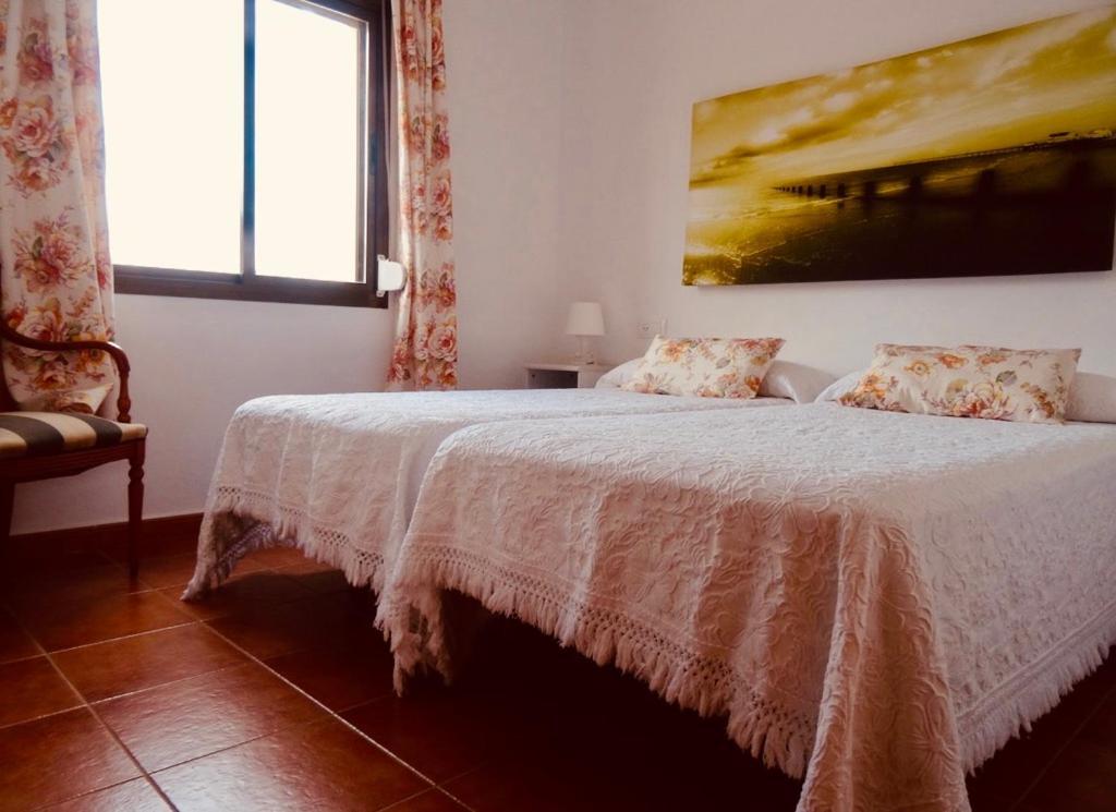Apartamentos Turisticos Trajano Bolonia Eksteriør bilde